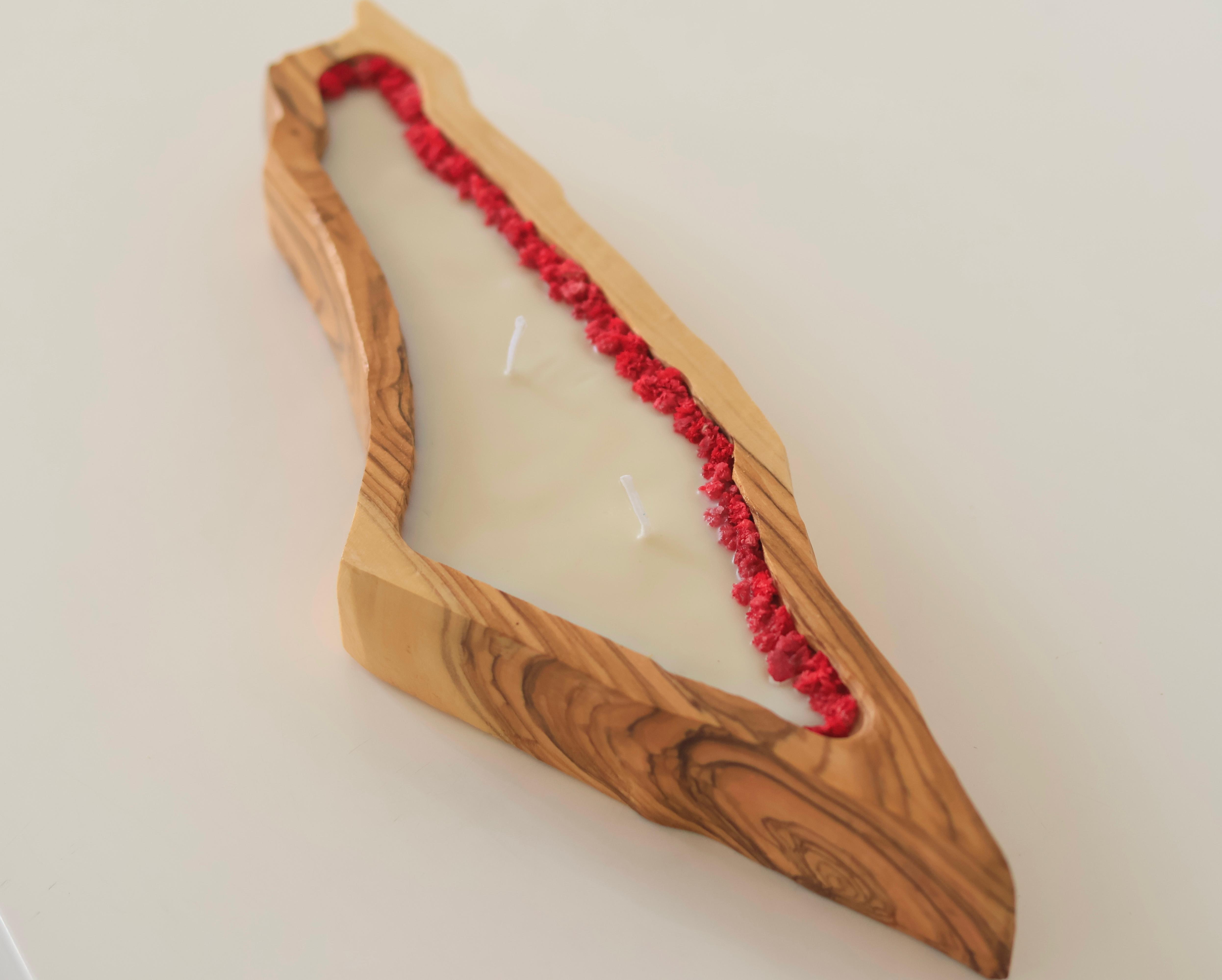 Large Candle with Palestinian Olive Wood