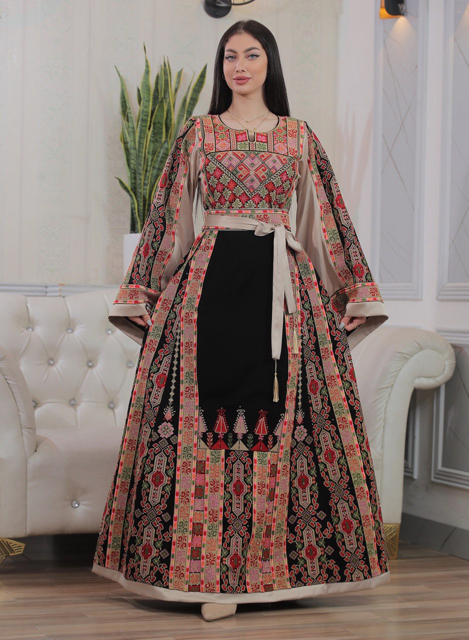 Traditional Embroidered Abaya with Belt and Wide Sleeves