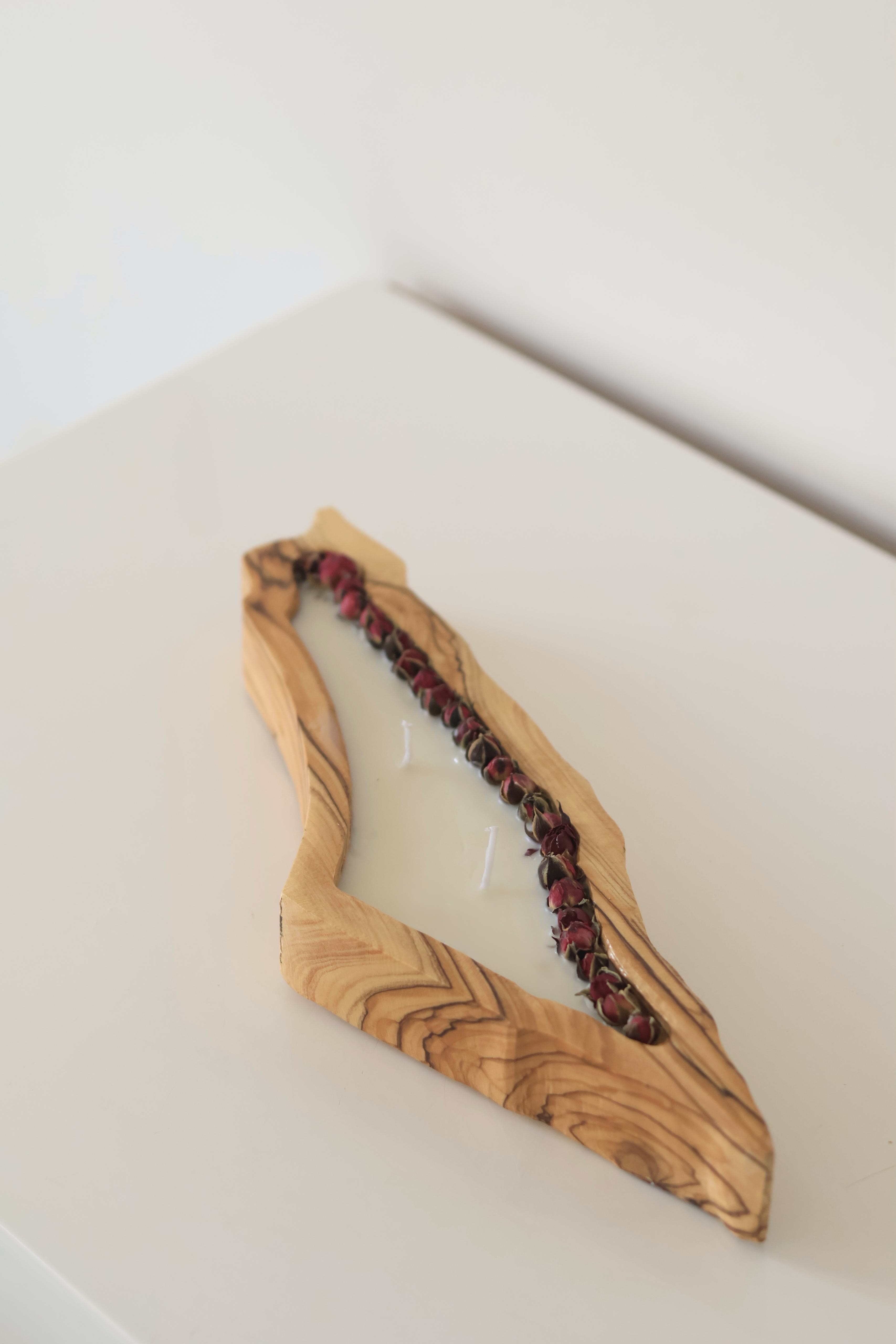 Large Candle with Palestinian Olive Wood